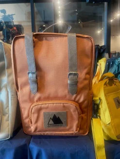 Adventurist Classic Backpack